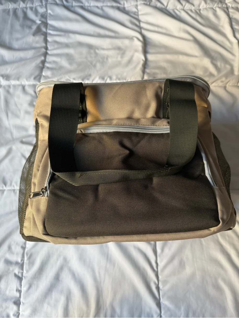 Insulated Men's Cooler Bag - Silver Interior, Black Trim